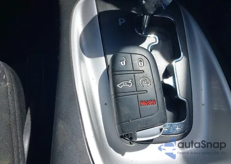 2019 Dodge Journey Se из США, поврежденный, VIN 3C4PDCAB0KT856554